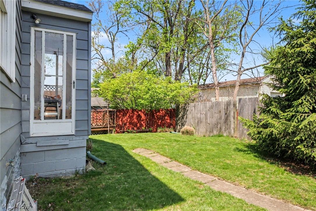 419 Meadow Lane Painesville OH 44077