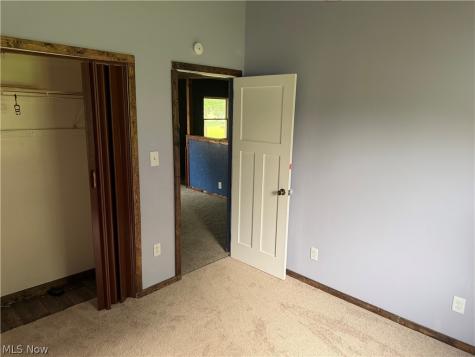 6933 Navarre Road SW Massillon OH 44646