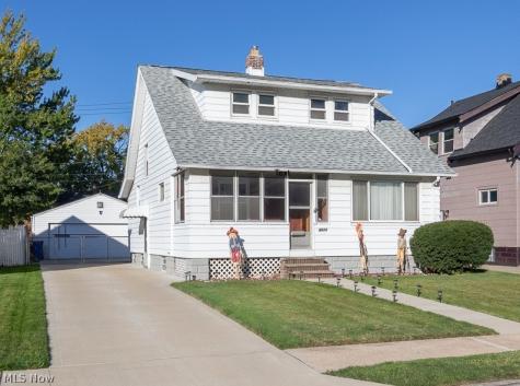 4572 W 149th Street Cleveland OH 44135