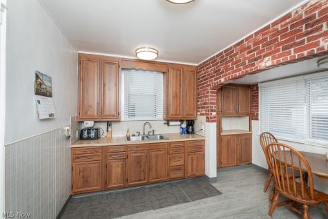 4572 W 149th Street Cleveland OH 44135