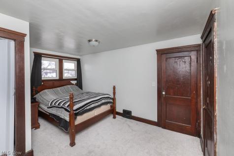 4572 W 149th Street Cleveland OH 44135