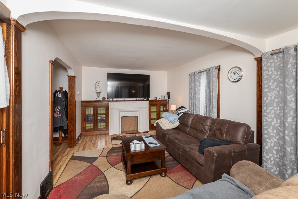 4572 W 149th Street Cleveland OH 44135