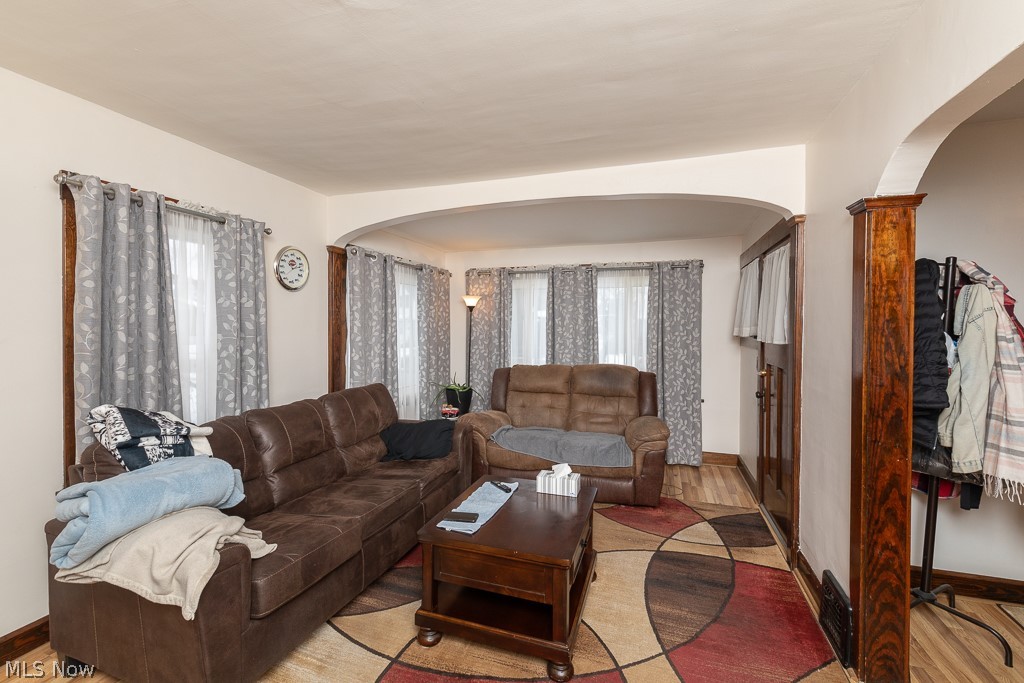 4572 W 149th Street Cleveland OH 44135
