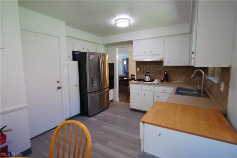 5931 Mayberry Avenue Mayfield Heights OH 44124