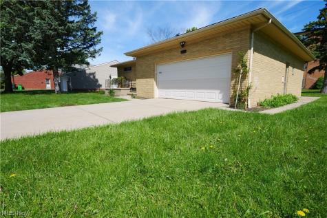 5931 Mayberry Avenue Mayfield Heights OH 44124