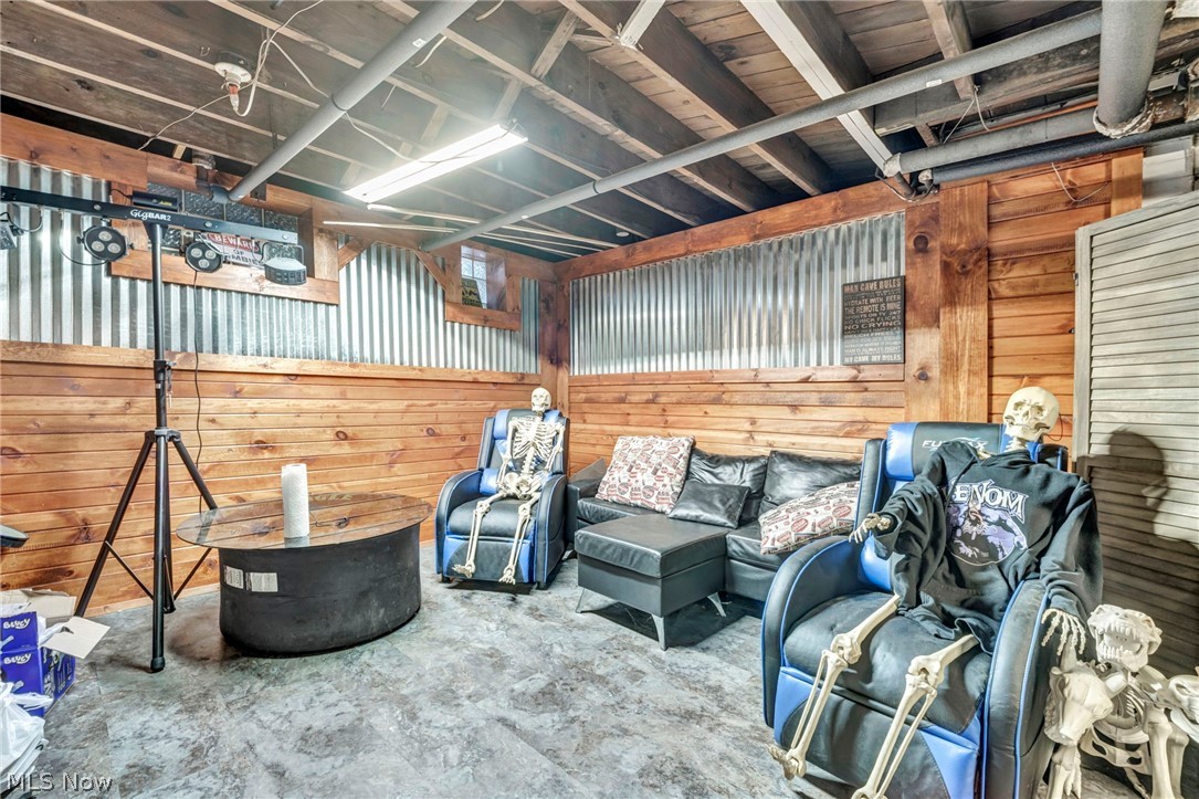 251 Norton Avenue Barberton OH 44203