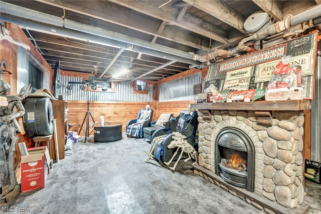 251 Norton Avenue Barberton OH 44203