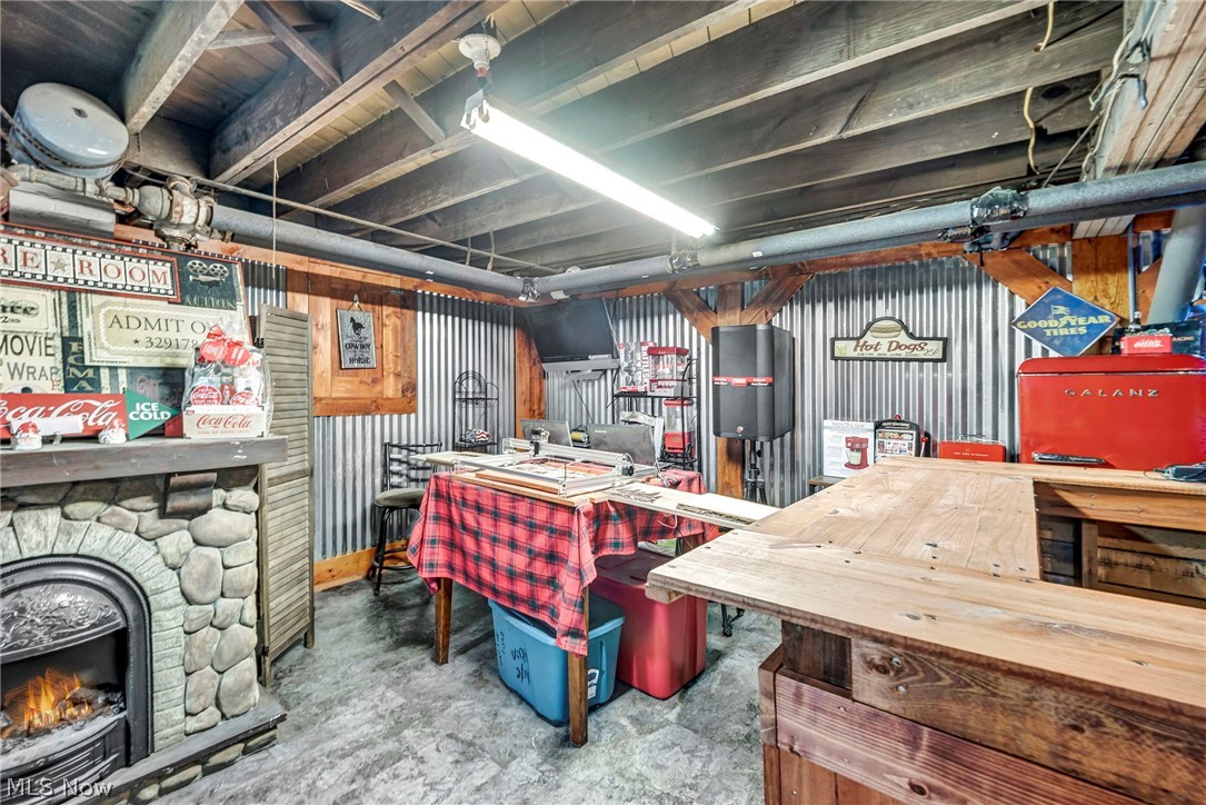 251 Norton Avenue Barberton OH 44203
