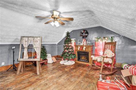 251 Norton Avenue Barberton OH 44203