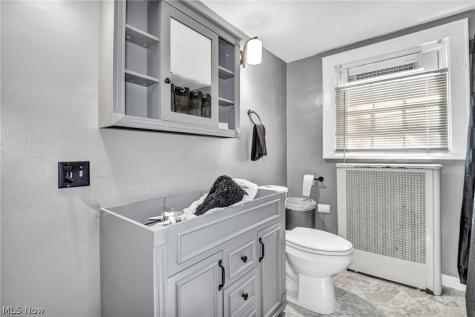 251 Norton Avenue Barberton OH 44203