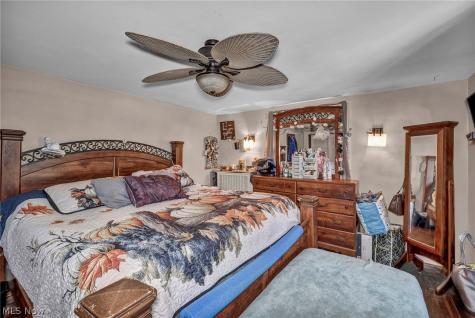 251 Norton Avenue Barberton OH 44203