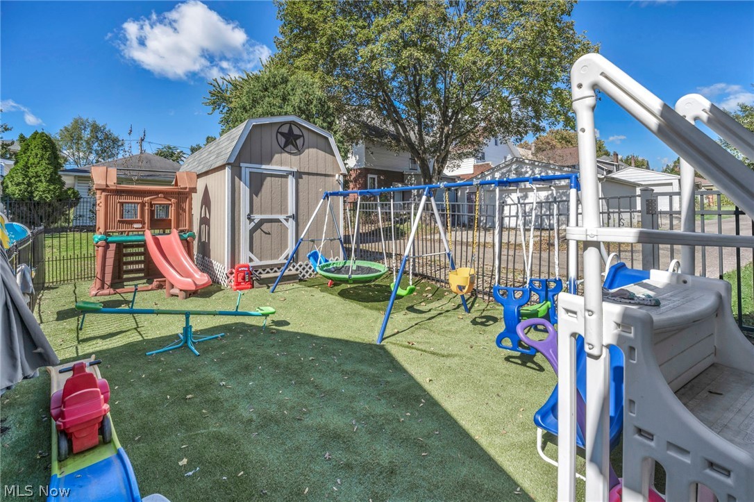 251 Norton Avenue Barberton OH 44203