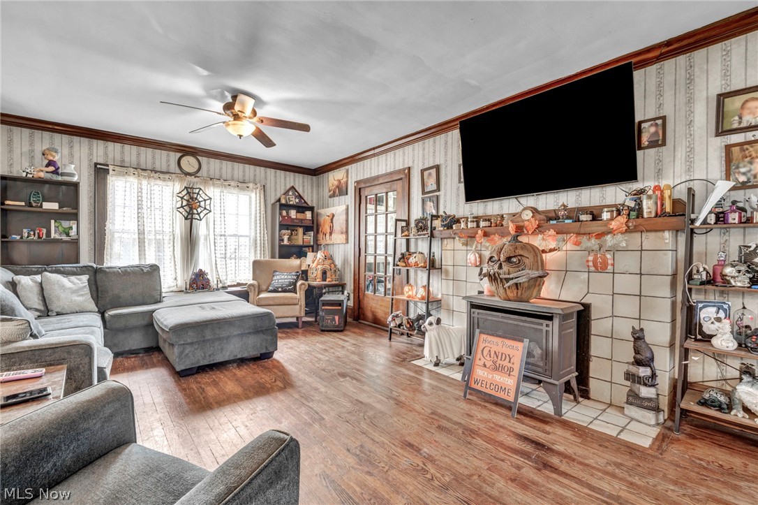 251 Norton Avenue Barberton OH 44203