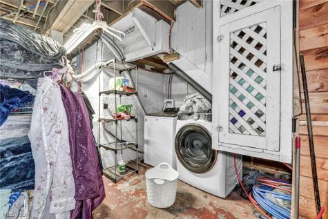 251 Norton Avenue Barberton OH 44203
