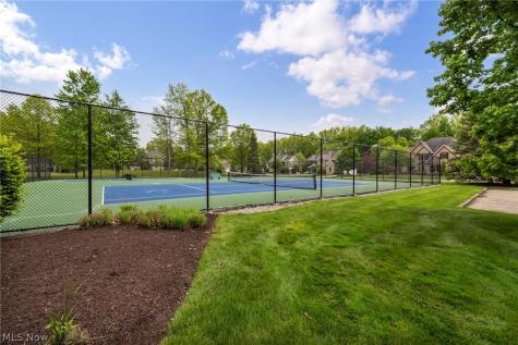 32708 Albion Drive Avon Lake OH 44012