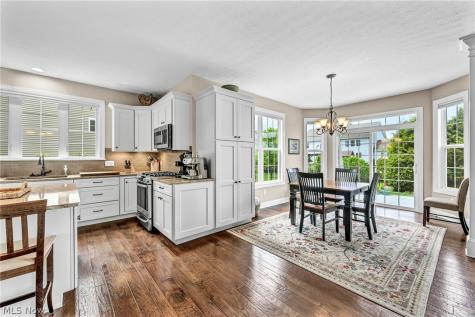 32708 Albion Drive Avon Lake OH 44012