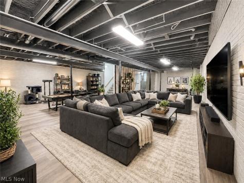 32708 Albion Drive Avon Lake OH 44012