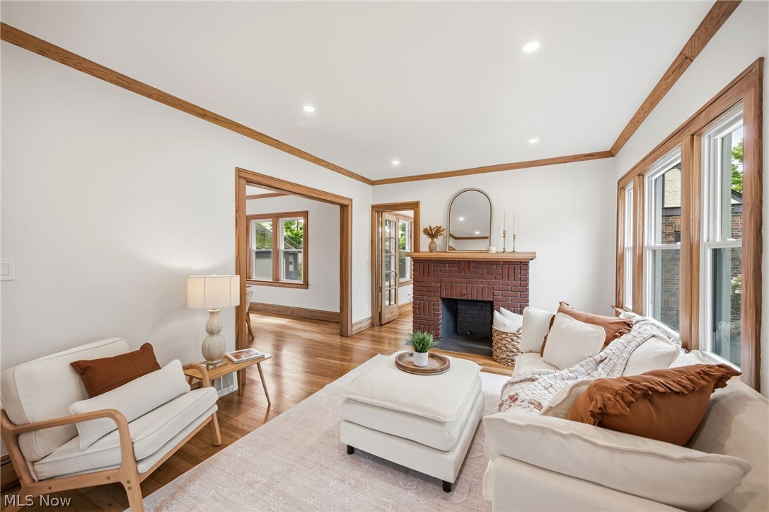 1605 Lewis Drive Lakewood OH 44107