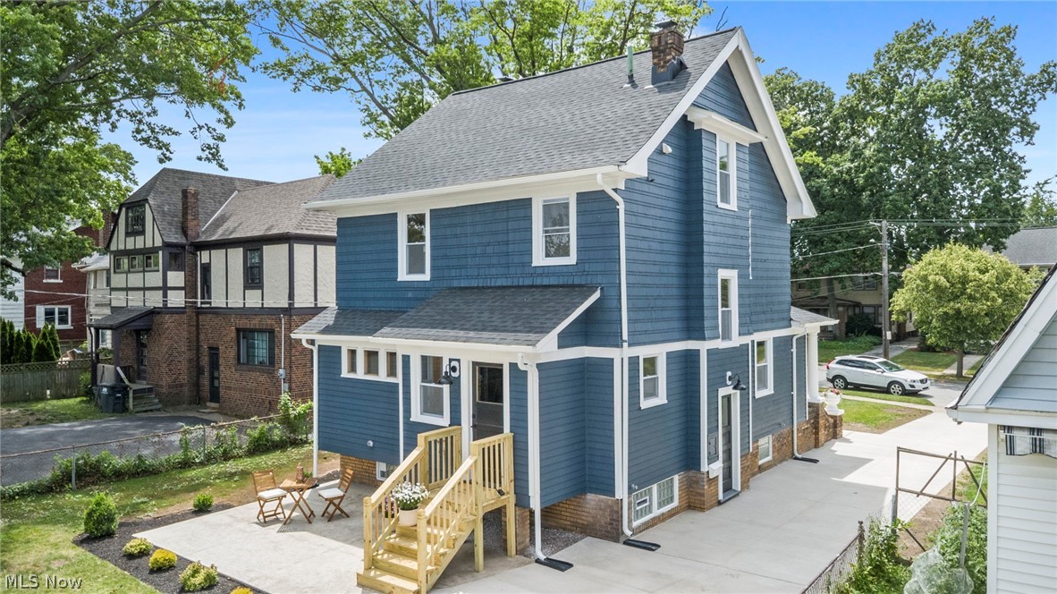 1605 Lewis Drive Lakewood OH 44107
