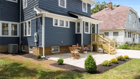 1605 Lewis Drive Lakewood OH 44107