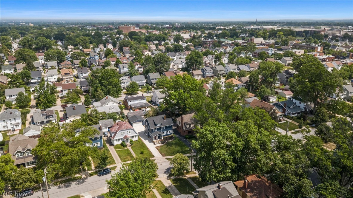 1605 Lewis Drive Lakewood OH 44107