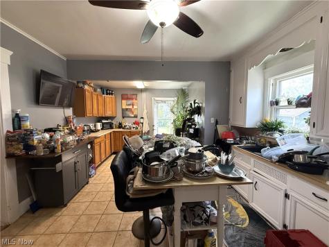 812 Clarendon Avenue NW Canton OH 44708