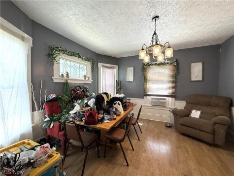 812 Clarendon Avenue NW Canton OH 44708