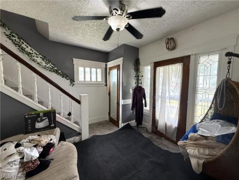 812 Clarendon Avenue NW Canton OH 44708