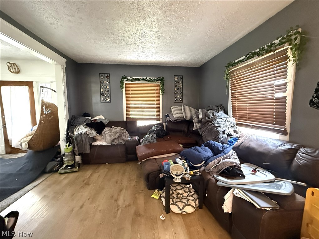 812 Clarendon Avenue NW Canton OH 44708