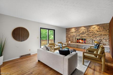 409 Whittlesey Drive Tallmadge OH 44278