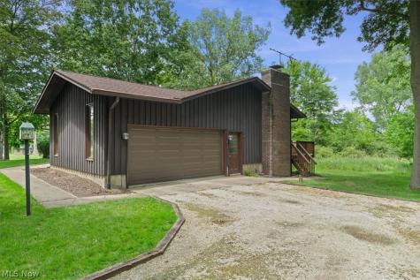 409 Whittlesey Drive Tallmadge OH 44278