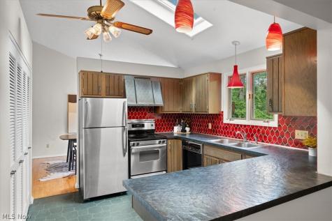 409 Whittlesey Drive Tallmadge OH 44278