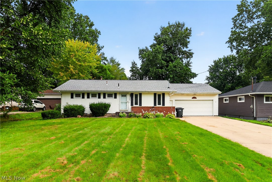 4345 Stoneybrook Drive SE Warren OH 44484