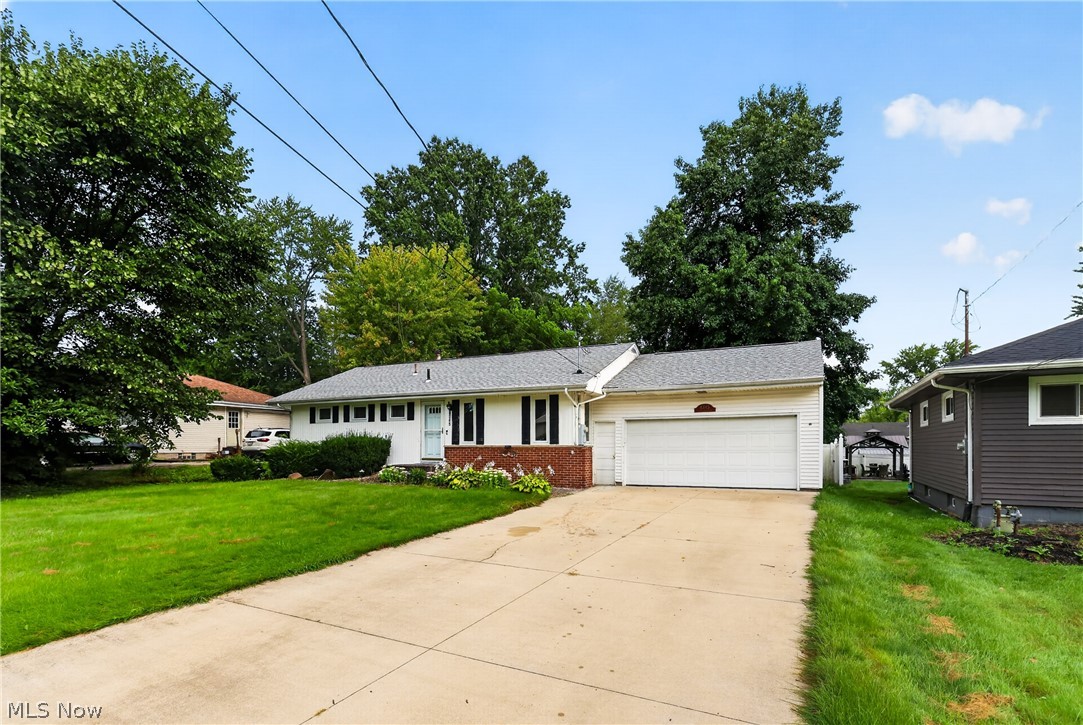 4345 Stoneybrook Drive SE Warren OH 44484