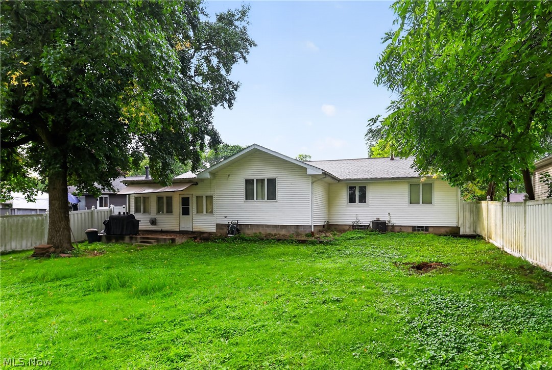 4345 Stoneybrook Drive SE Warren OH 44484