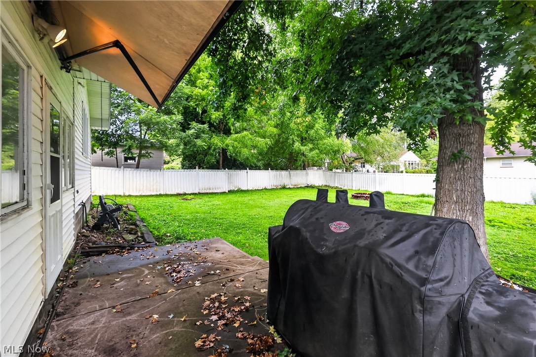 4345 Stoneybrook Drive SE Warren OH 44484
