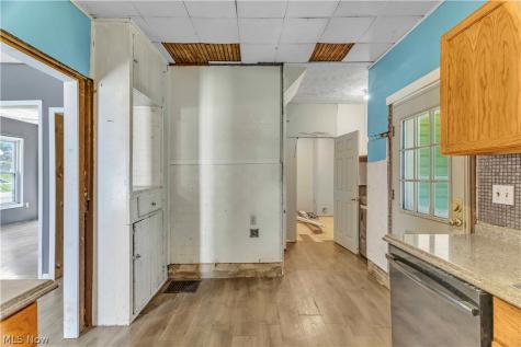 104 High Street Lodi OH 44254