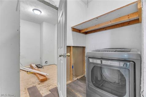 104 High Street Lodi OH 44254