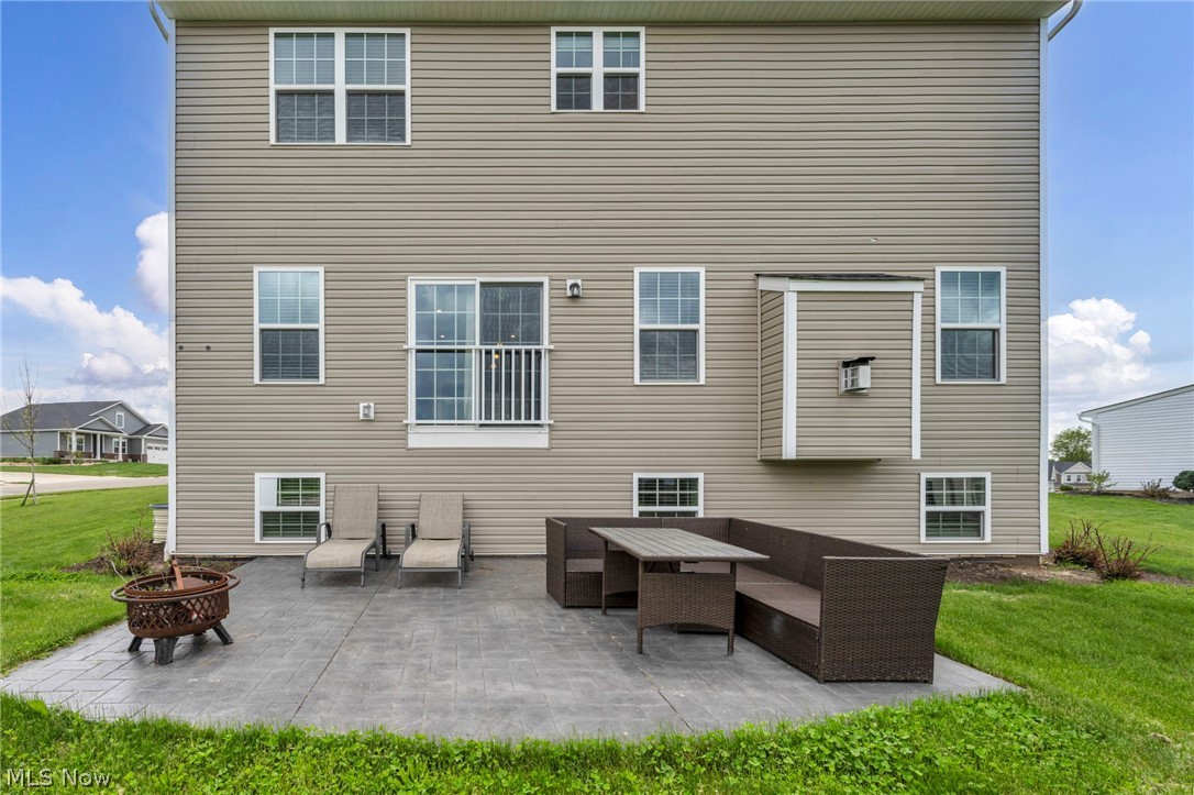 7203 Stonegate Circle NE Canton OH 44721