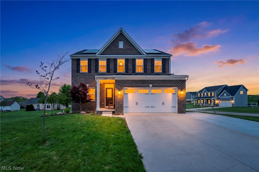 7203 Stonegate Circle NE Canton OH 44721