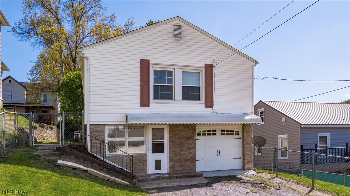 821 Stewart Avenue Cambridge OH 43725