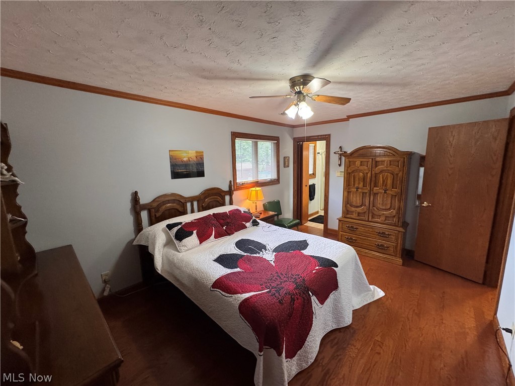 38816 Longs Crossing Road Leetonia OH 44431