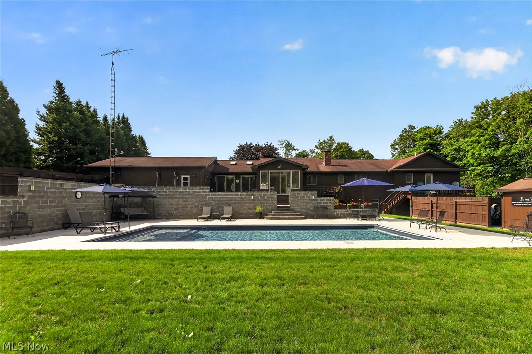 38816 Longs Crossing Road Leetonia OH 44431