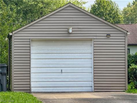 3449 Shelby Road Youngstown OH 44511