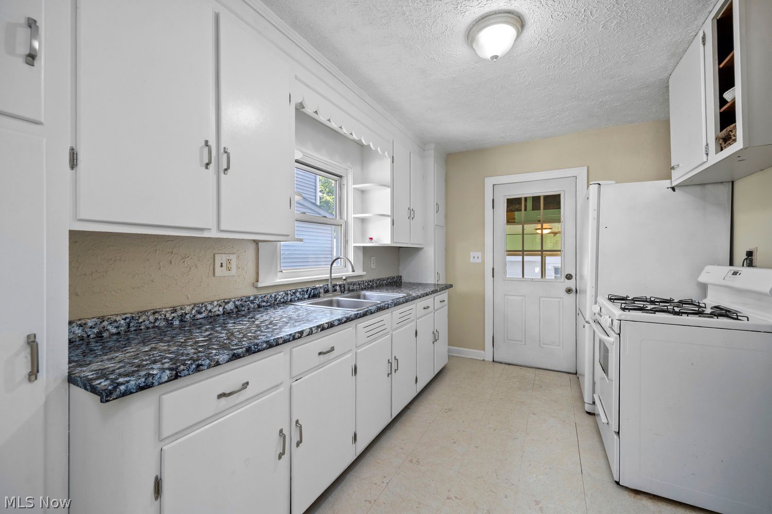 5459 Ridgewood Street Lorain OH 44055
