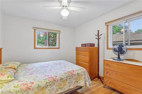 10249 Fairtree Drive Strongsville OH 44149