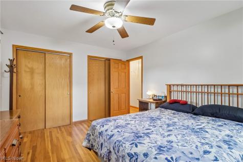 10249 Fairtree Drive Strongsville OH 44149