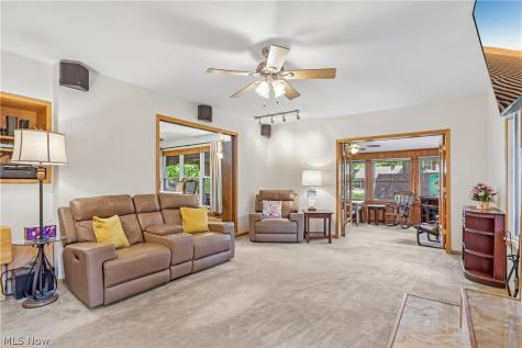 10249 Fairtree Drive Strongsville OH 44149
