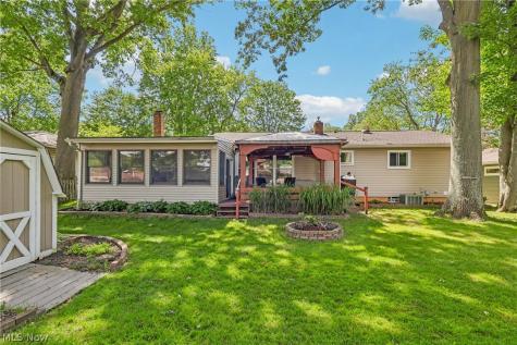 10249 Fairtree Drive Strongsville OH 44149