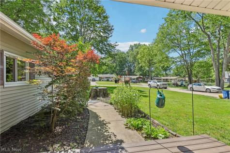10249 Fairtree Drive Strongsville OH 44149